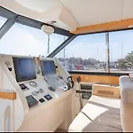 Barco Americano Sotogrande Tekne Torreguadiaro