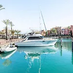 Barco Americano Sotogrande *