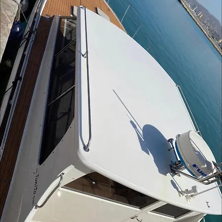 Barco Americano Sotogrande *